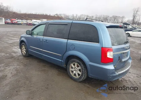 2011 Chrysler Town & Country Touring из США, поврежденный, VIN 2A4RR5DG6BR796807